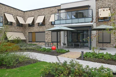 AO - locatie Heide binnentuin - rood toestel